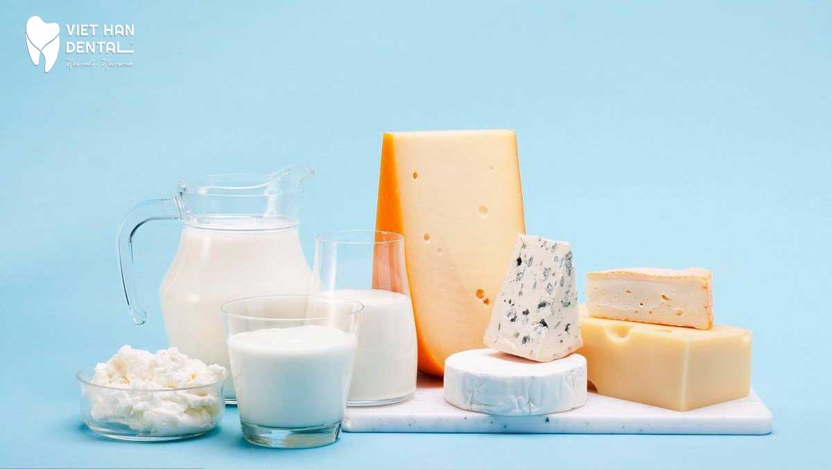 Sữa và chế phẩm từ sữa sẽ giúp bạn bổ sung năng lượng cần thiết mỗi ngày 